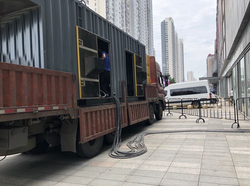 清流冷却液不足的情况下如何检查柴油发电机组？